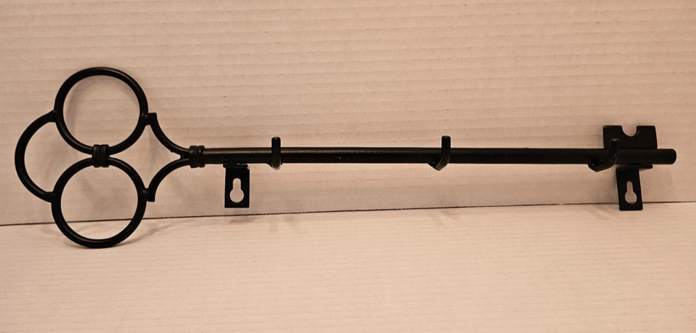 Cast Iron Skeleton Key Holder Three Hook Antique Rustic Primitive Style Replica