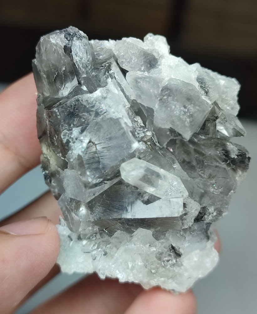 Brookite Loose Crystals, Has A Nice Colour & Beautiful Growth-Pak.