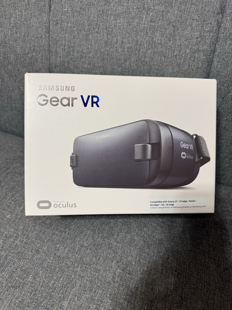 Samsung Gear VR Oculus Virtual Reality