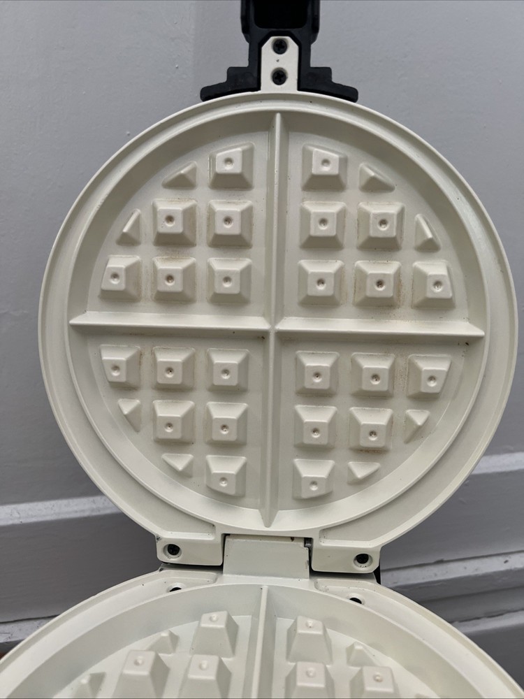 Oster DiamondForce Nonstick Flip Waffle Maker - White