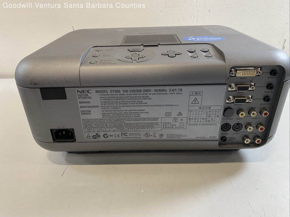 Nec GT950 LCD Projector - Read