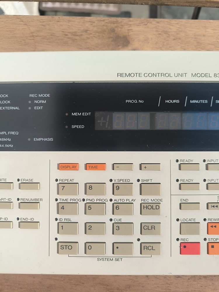 FOSTEX 8320 REMOTE CONTROL UNIT