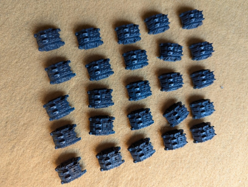 Games Workshop Warhammer Epic 40k - 25 Space Marines Plastic Rhinos Lot#2