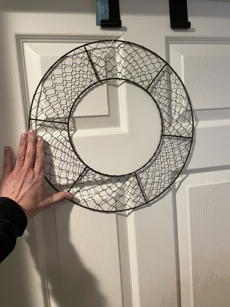 Metal Wreath Forms Circle Chicken Wire 15"