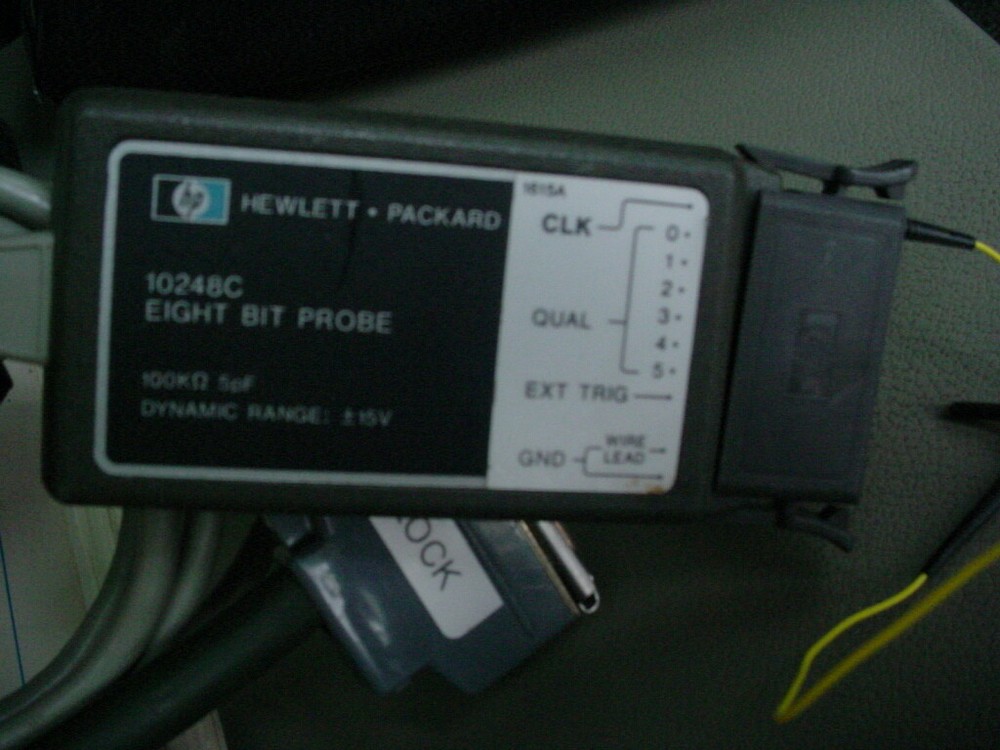 HP 1615A Logic Analyzer with Pods and manual