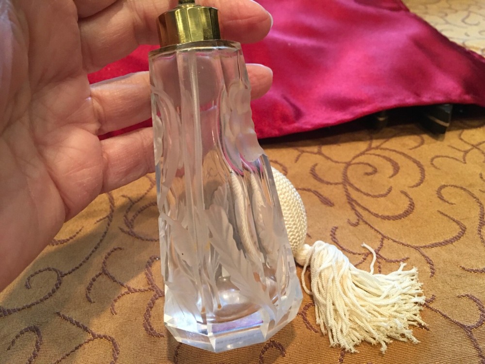 Antique Intaglio Flower Crystal Atomizer Perfume Bottle