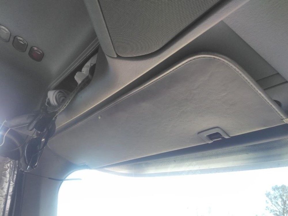 Replaces 2000 FREIGHTLINER CENTURY 120 INTERIOR SUN VISOR ,  GA