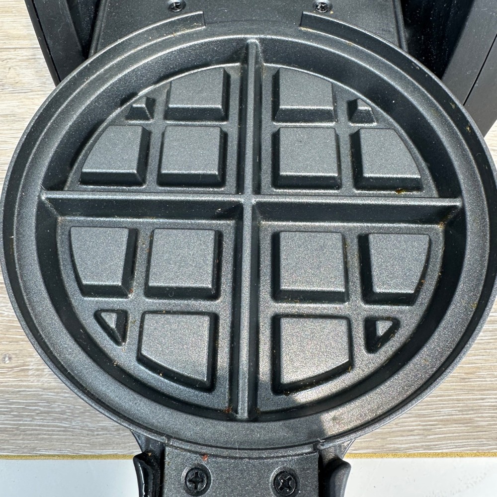 Presto Stuffler Stuffed Waffle Maker Belgian Black, Model 0351206