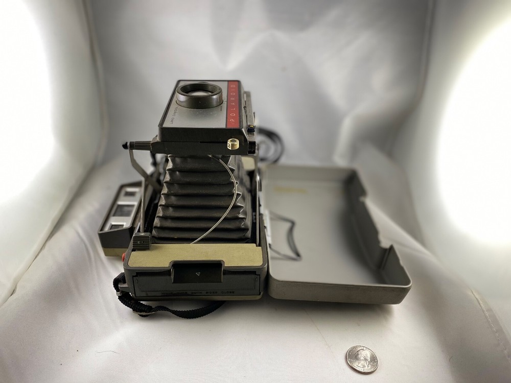 Vintage Polaroid Automatic 220 Land Camera with Built-In Case