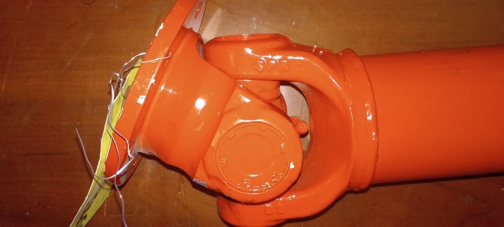 CARDAN UNIVERSAL JOINT DRIVE SHAFT