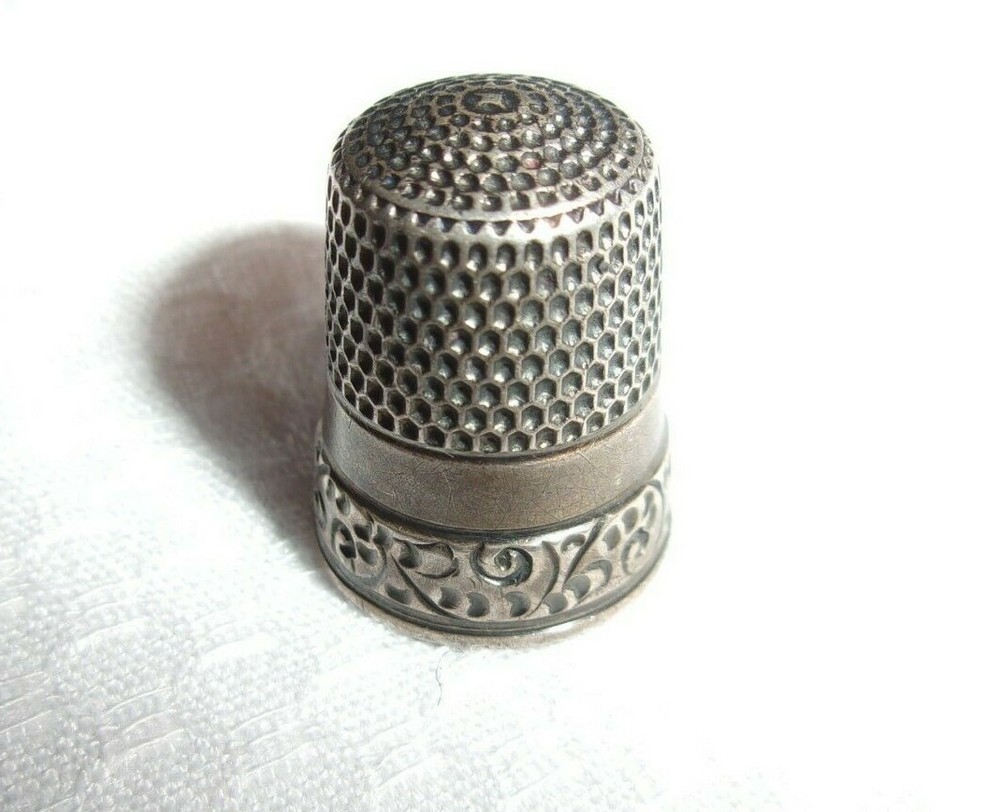 Antique Sterling Silver Thimble