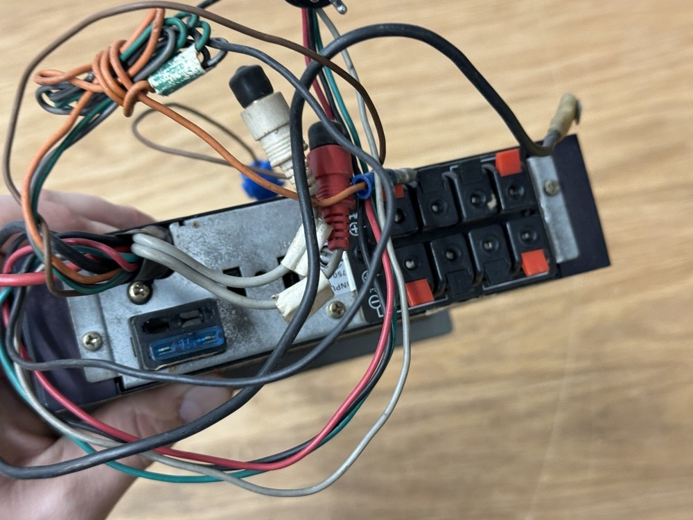 Jet Sound Electronics JSE-236 Equalizer Amplifier Untested