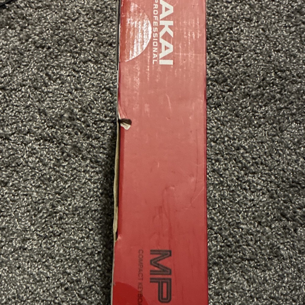 Akai MPK mini Special Edition White 25-Key USB Keyboard Controller w/ Software