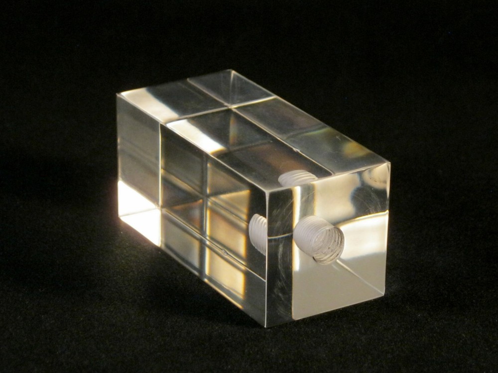 Lamp Finial-Transitional ACRYLIC RECTANGULAR CUBE 2" Ht. CLEAR