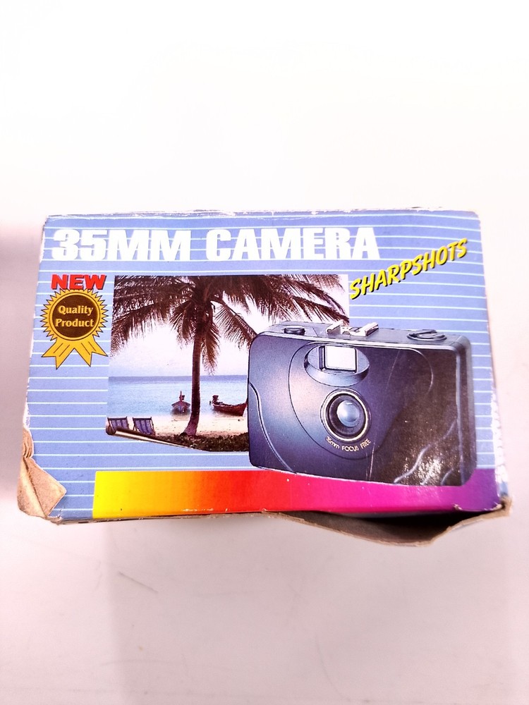 Suntone 35mm camera model mm253 sealed with wrist strap