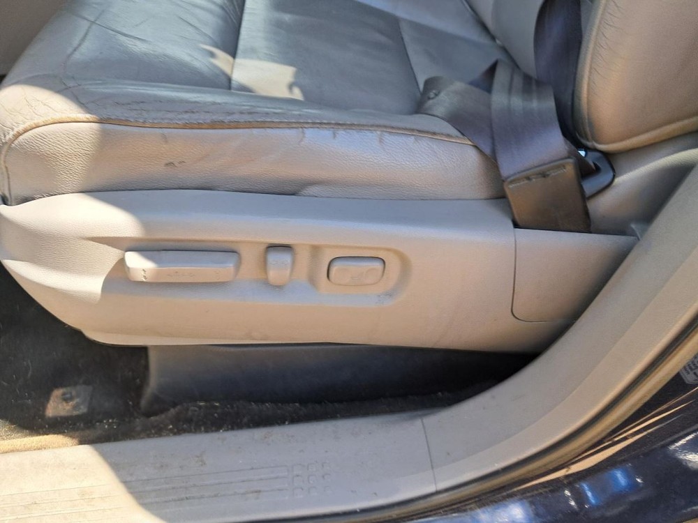 Fuse Box Engine Right Hand Engine Compartment Fits 12-15 PILOT 5022412