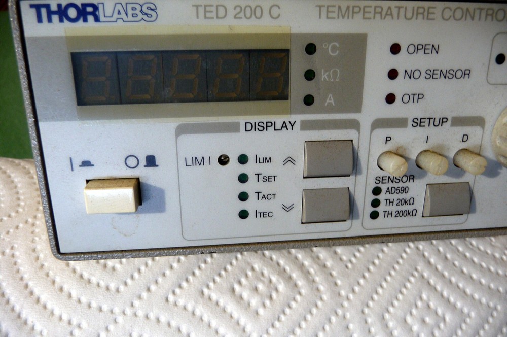 THOR LABS TED200C temperature controller