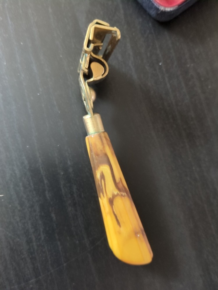 Schick Injector Single Edge Safety Razor -bakelite Handle