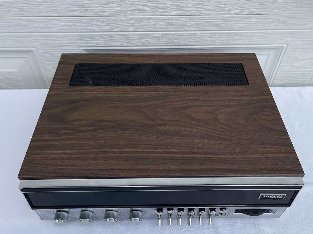 SYLVANIA CR-2742 Stereo Receiver