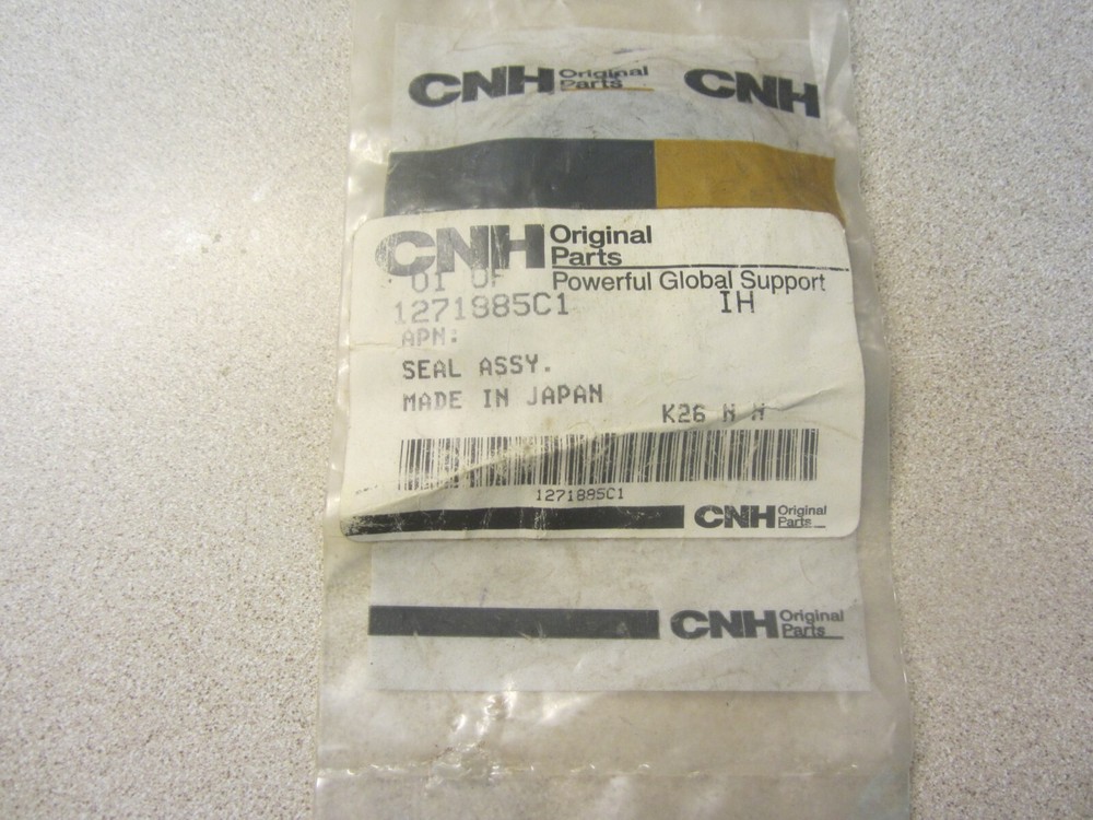 CNH 1271885C1 Seal Assembly
