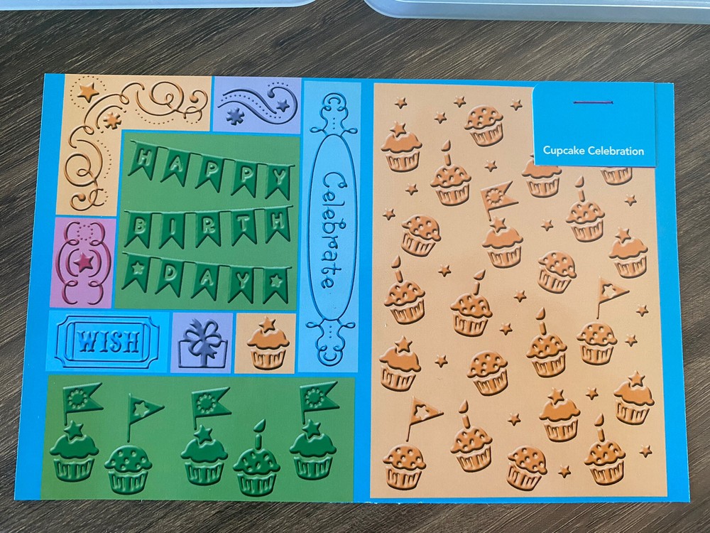 Celebrate cupcake embossing kit
