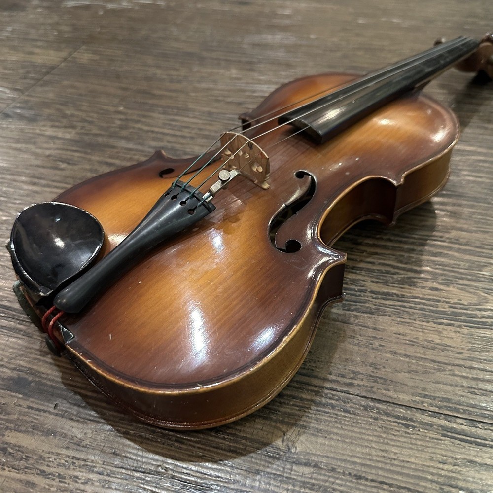 Suzuki No.11 1/4 Violin - d494