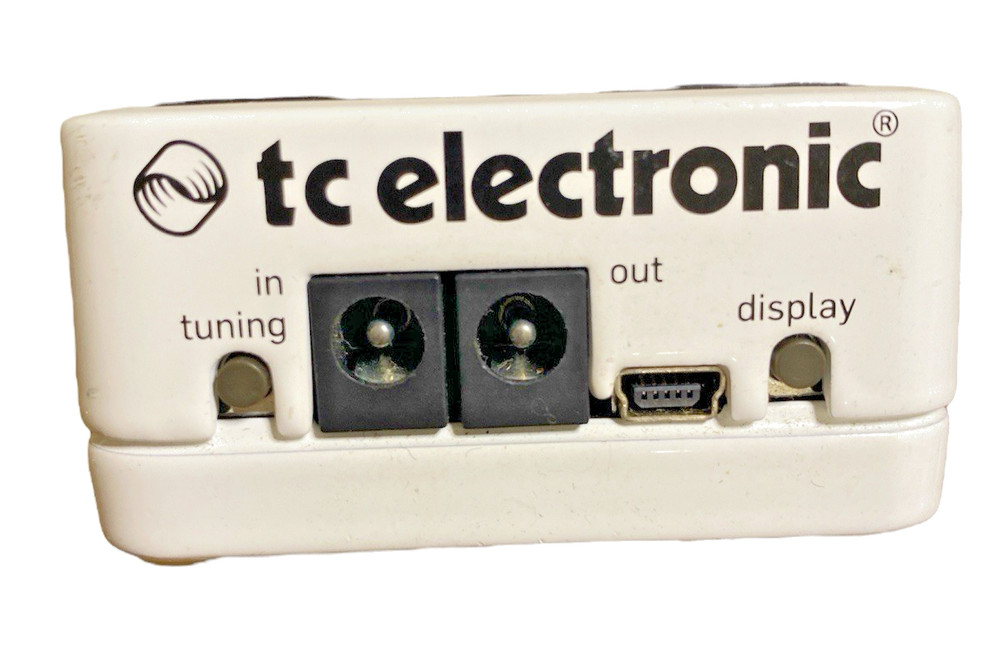 TC Electronic Polytune Poly Chromatic Tuner True Bypass Guitar Effect Pedal
