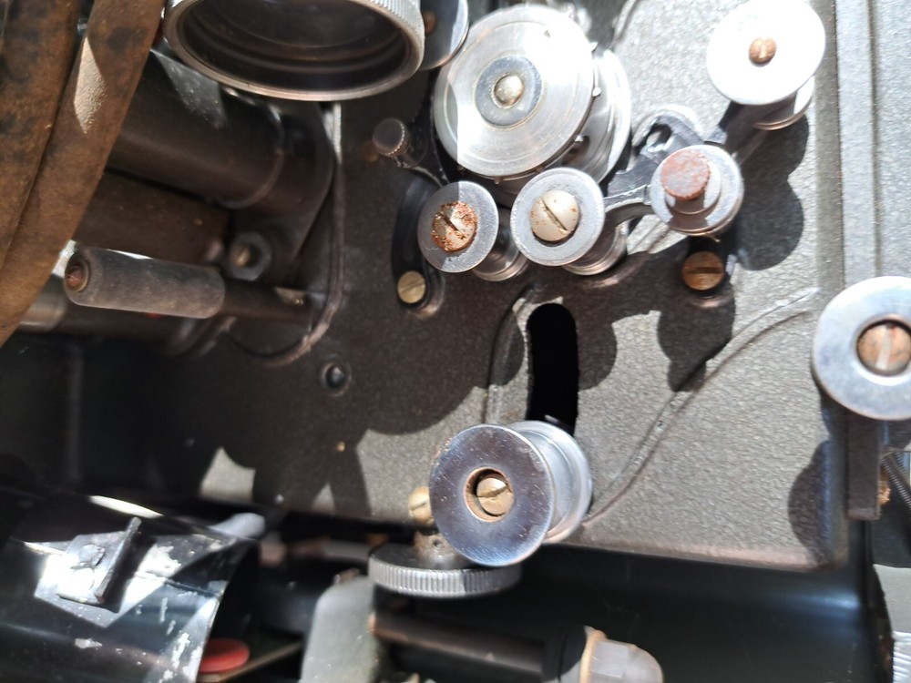 Vintage Victor Speaker & Projector Set