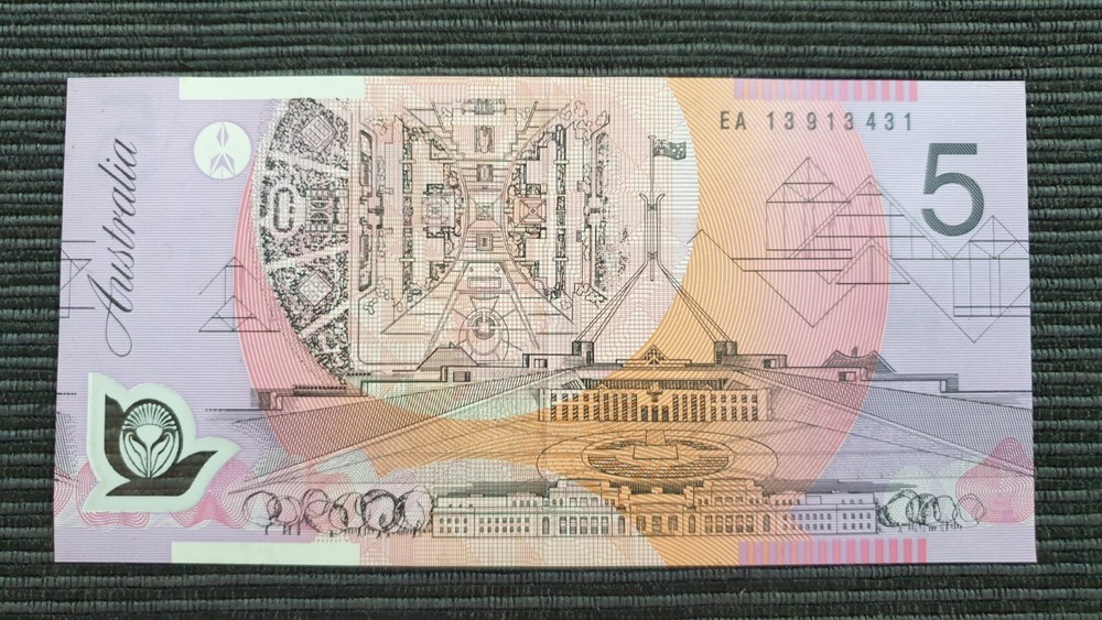 AUSTRALIA $5 2013 LAST PREFIX Banknote EA13 913431