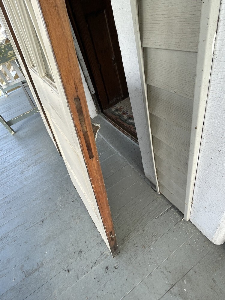 Pair Mullion Windows