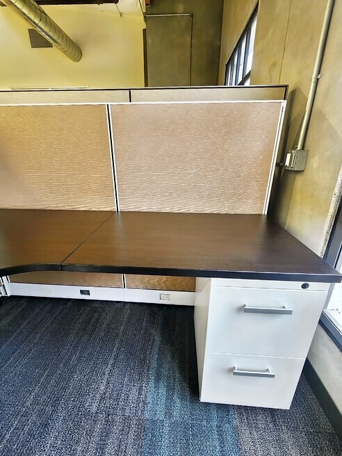 Friant Novo 6x6 Used Cubicles