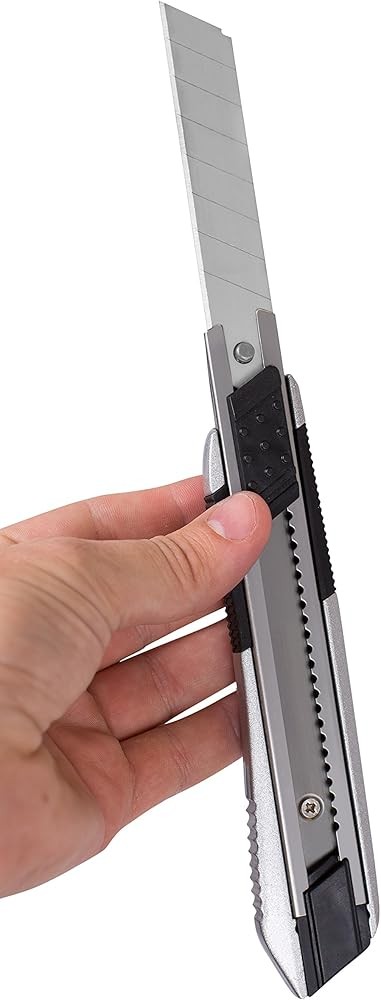 Internet's Snap-Off Utility Knife - Regular - - Belt Clip -