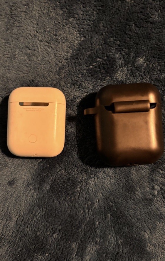 Razer Keyboard, Mouse + AirPod Case