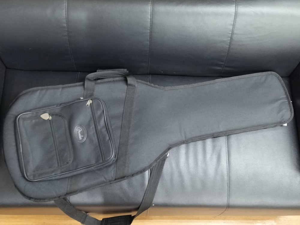 FENDER JAPAN ST62 598500