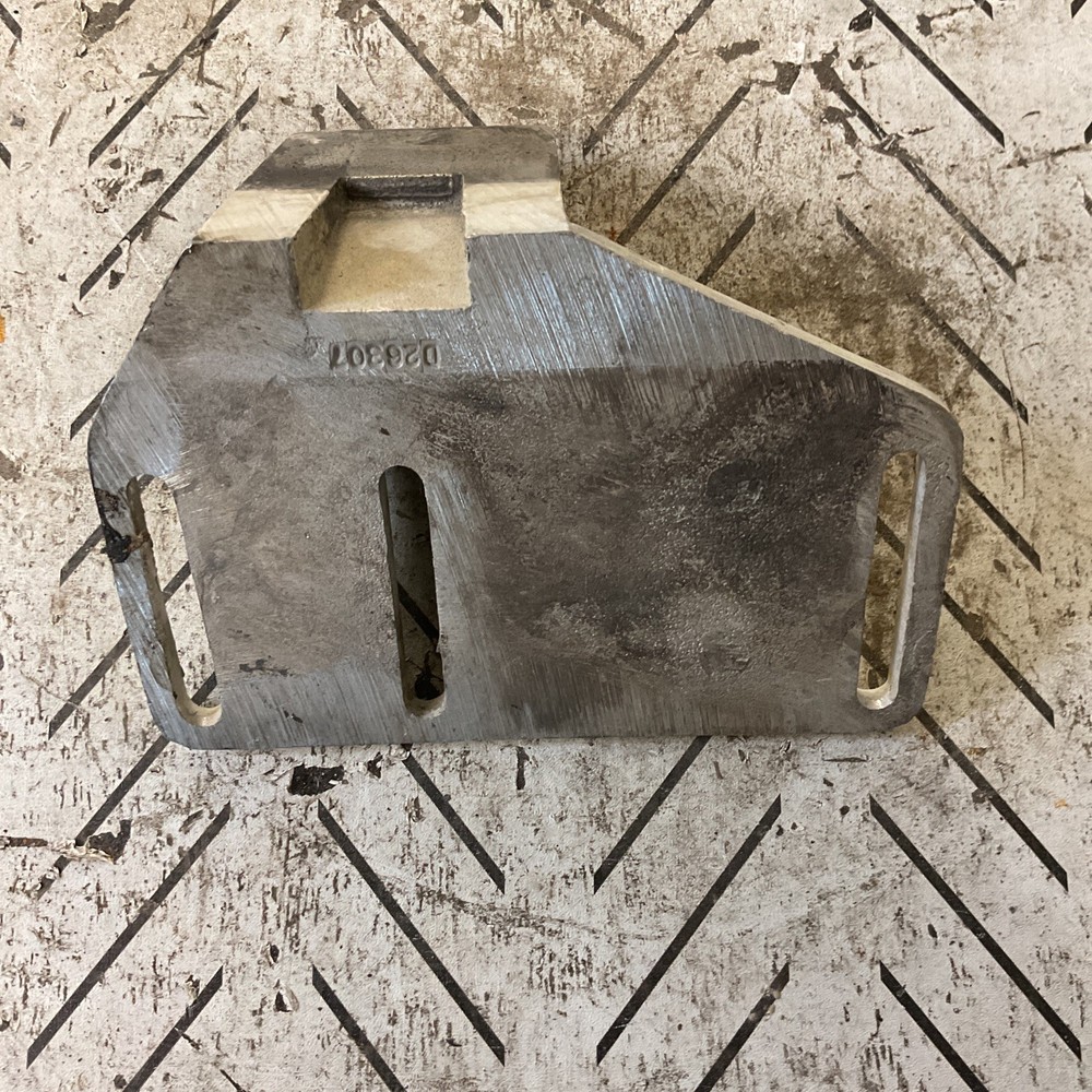 Peterbilt Support-Upper Hood | 13-04708R