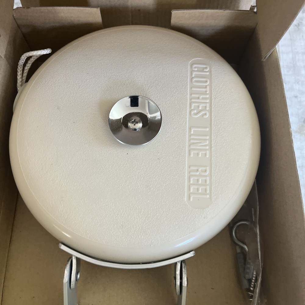 Vintage 40 Ft Retractable Yellow Clothesline Reel