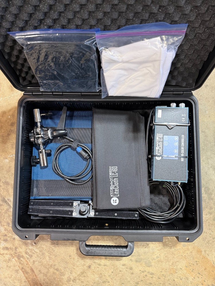 Intellytech LC-160 LiteCloth 2x2 LED Light Foldable Flexible Mat Panel with Case