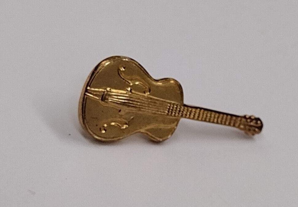Guitar Small Gold Tone Small Tack Pin