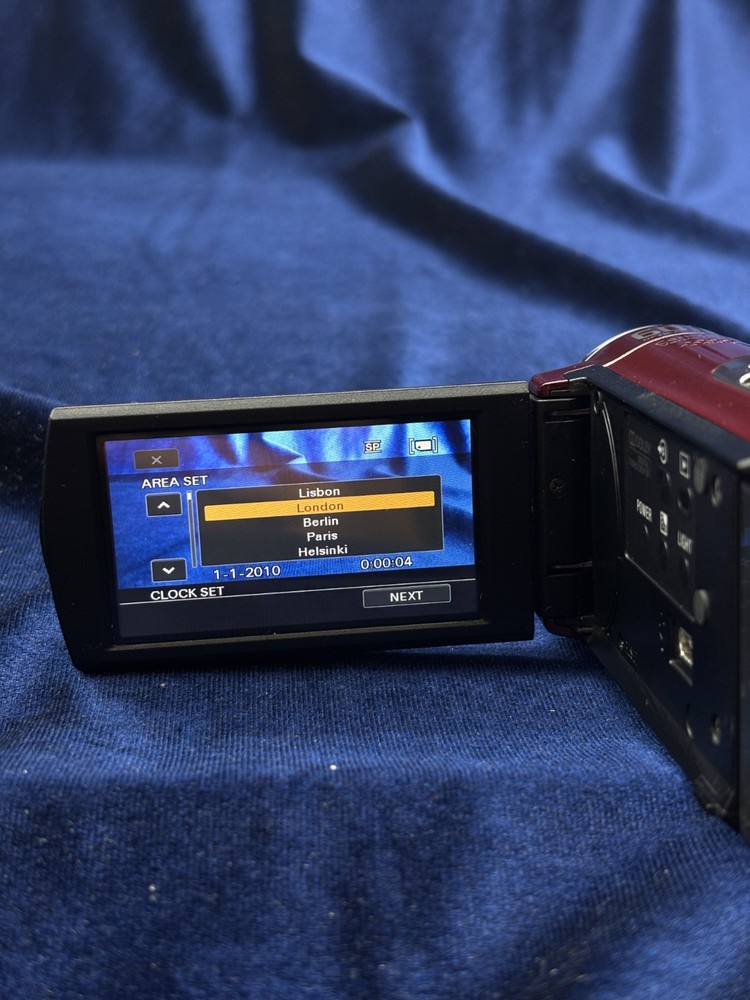 Sony Handycam DCR-SX33 Working