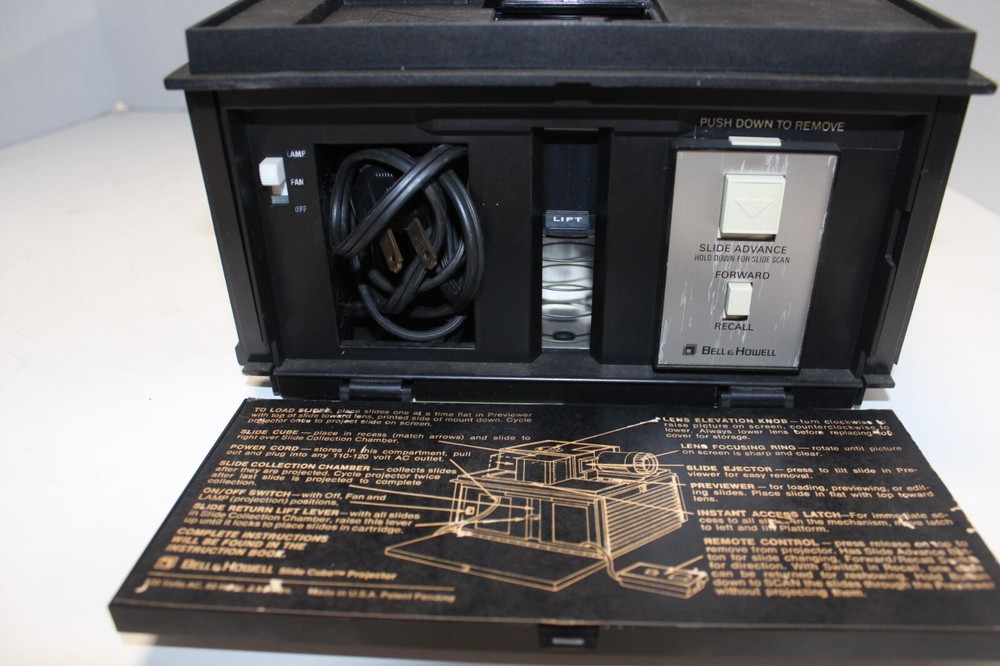 Bell & Howell Slide Cube 987 Vintage Projector *Untested