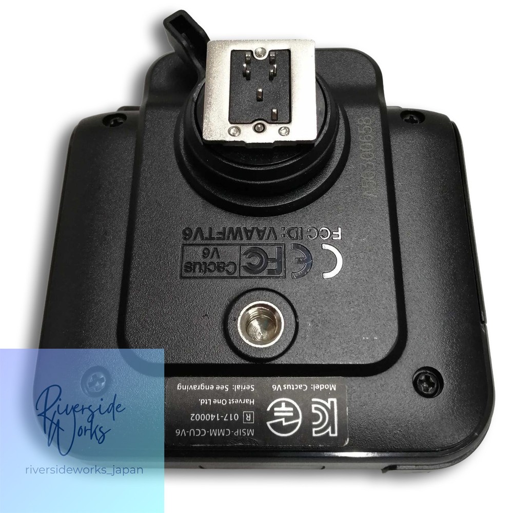 CACTUS V6 Wireless Flash Transceiver - Reliable Triggering