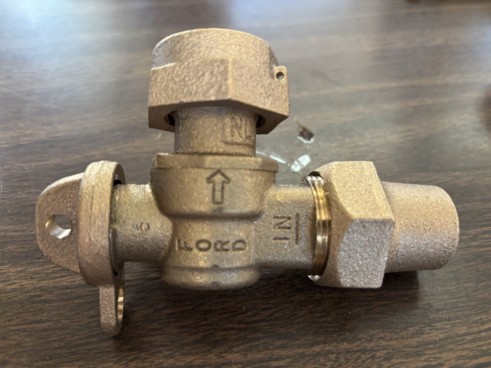 Ford Meter Box BA23-232W-NL 5/8" ANGLE BALL VALVE