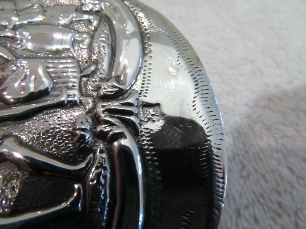 Charming dutch 934 embossed silver snuff box 1872 basketry effect m34