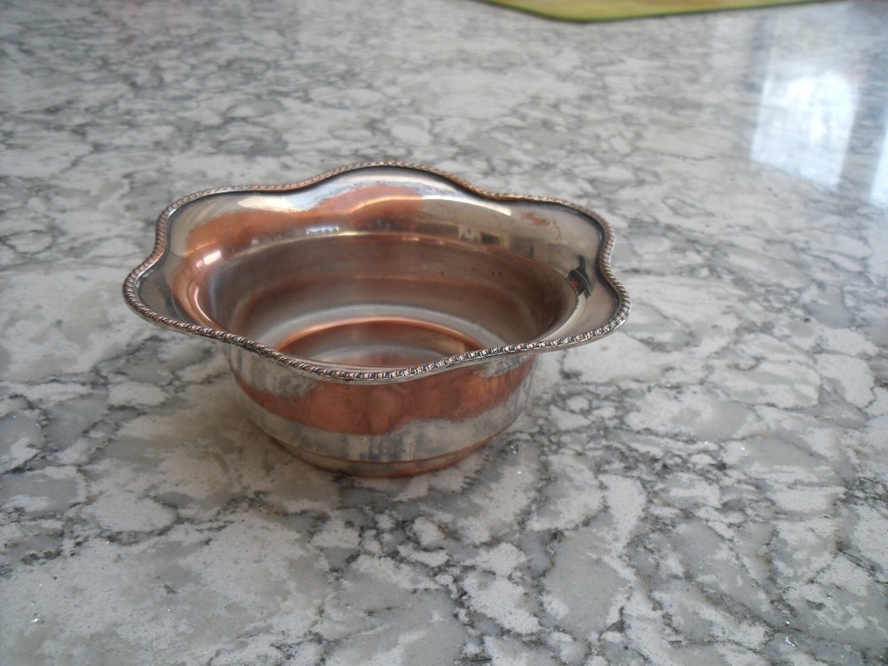 Antique Silver plated Bon Bon Dish with Rope Pattern Rim.