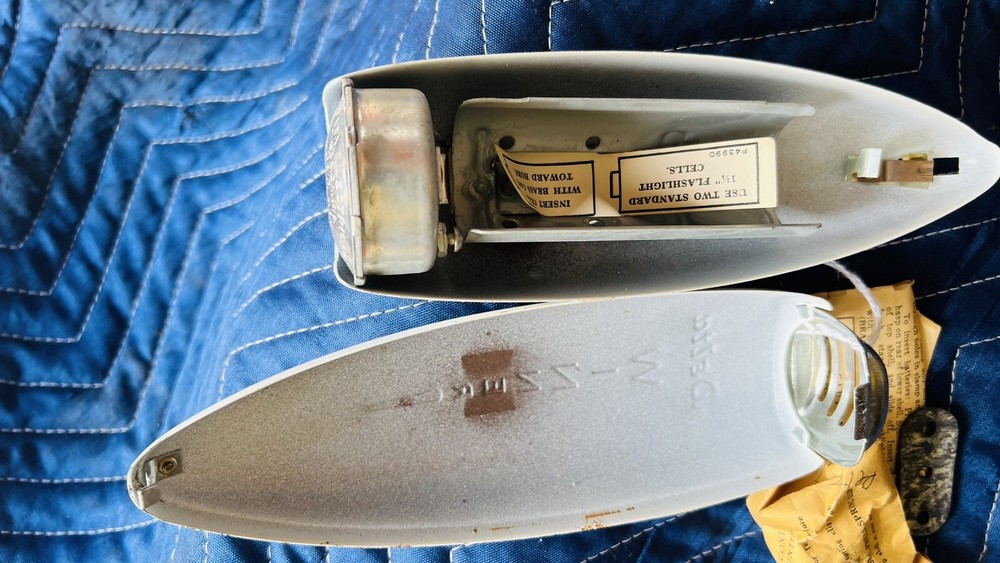 Delta Winner Horn NOS