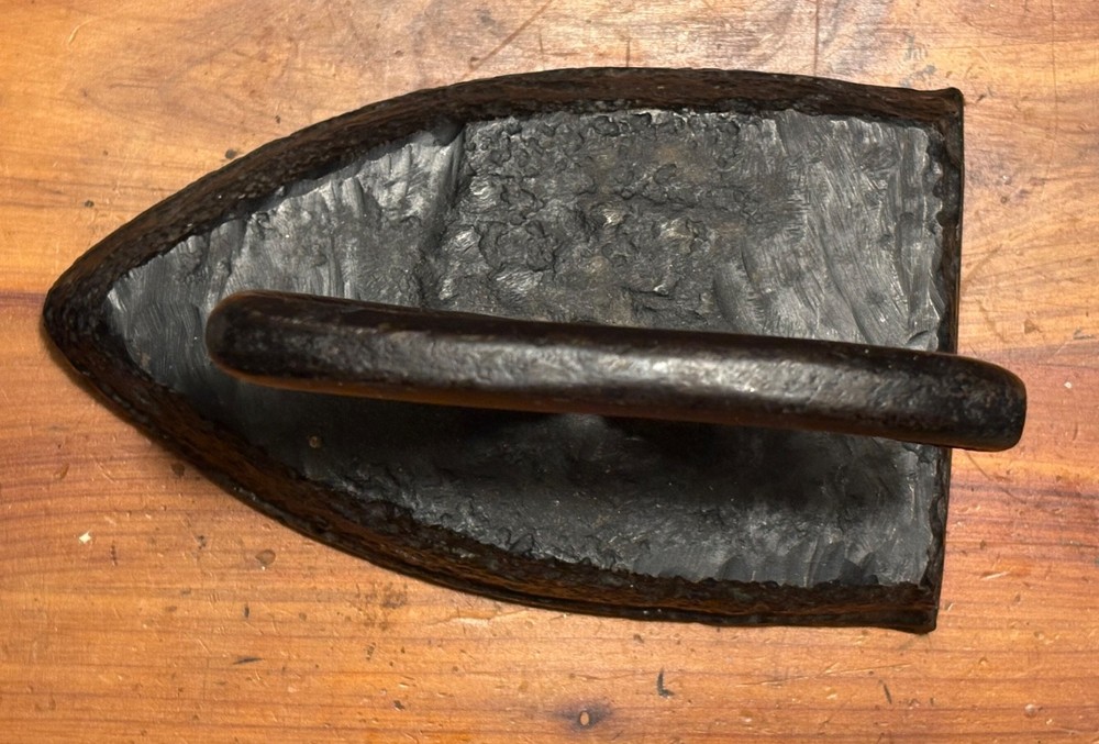 Antique Cast Iron Flat Iron