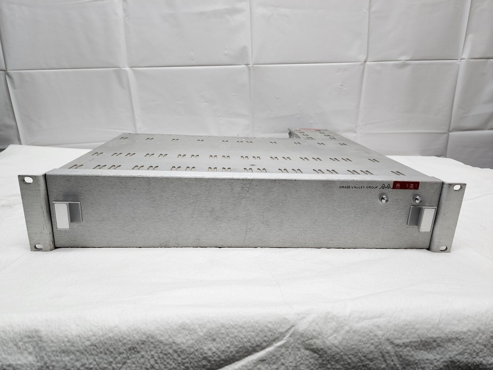 Distribution Unit w/ Cards Grass Valley Group 8500 Series