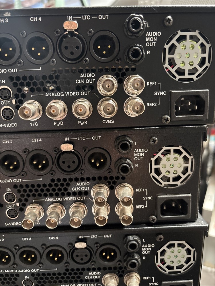 Avid Technology 7020-30008-XX Nitris DX Audio Video Interface Box