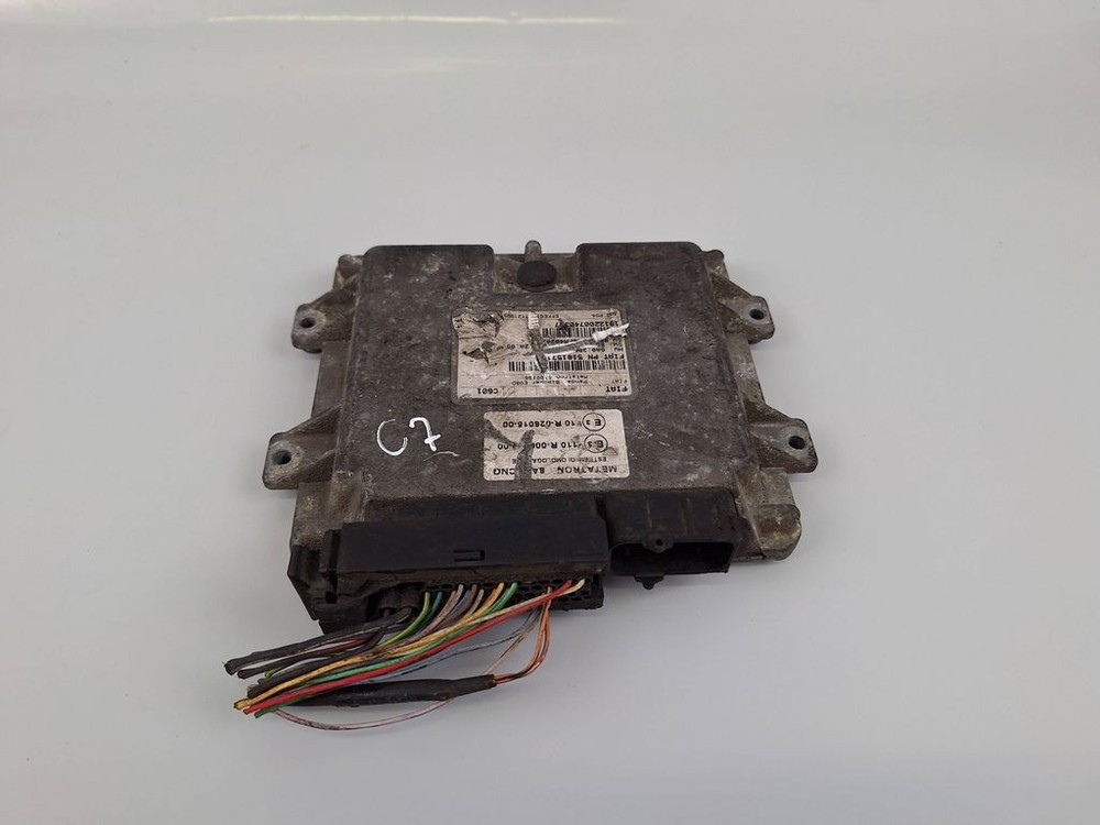 Fiat Panda II 2008 Engine Control Module 51815710 26 kW BVV265