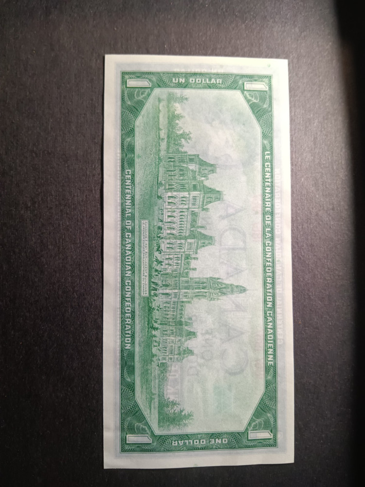 Canada 1967 QE2 One Dollar Crisp